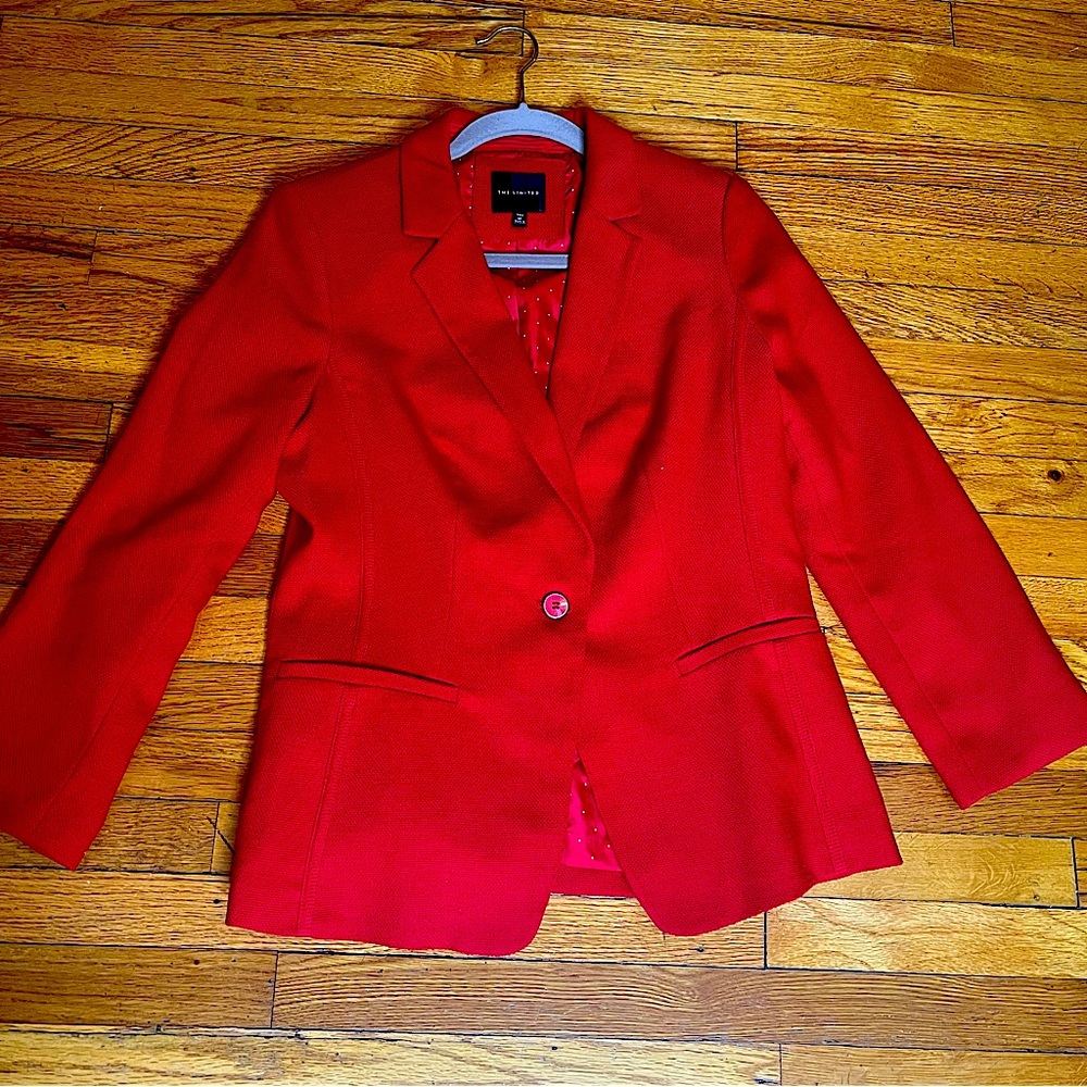 Red single button blazer, size M, fully lined, Never worn